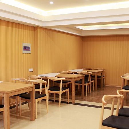 Greentree Alliance Yichang East Yichang Station Hotel Eksteriør billede