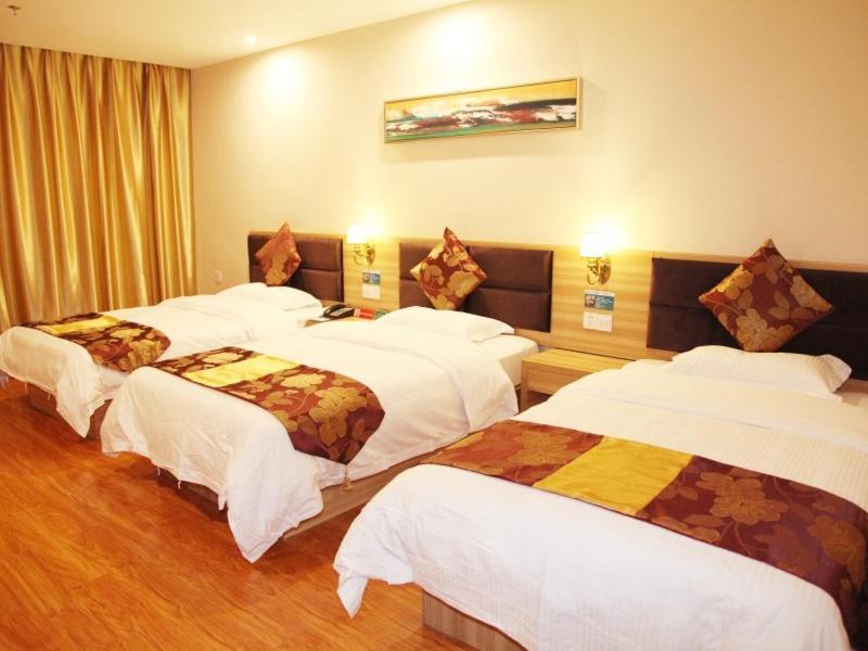 Greentree Alliance Yichang East Yichang Station Hotel Eksteriør billede