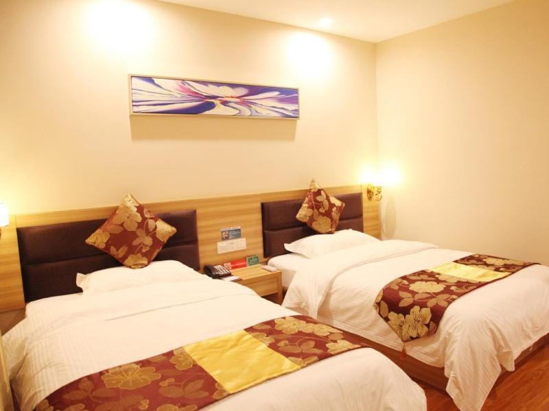 Greentree Alliance Yichang East Yichang Station Hotel Eksteriør billede