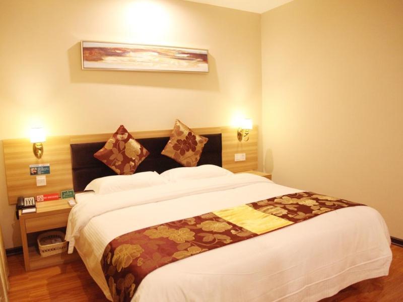 Greentree Alliance Yichang East Yichang Station Hotel Eksteriør billede