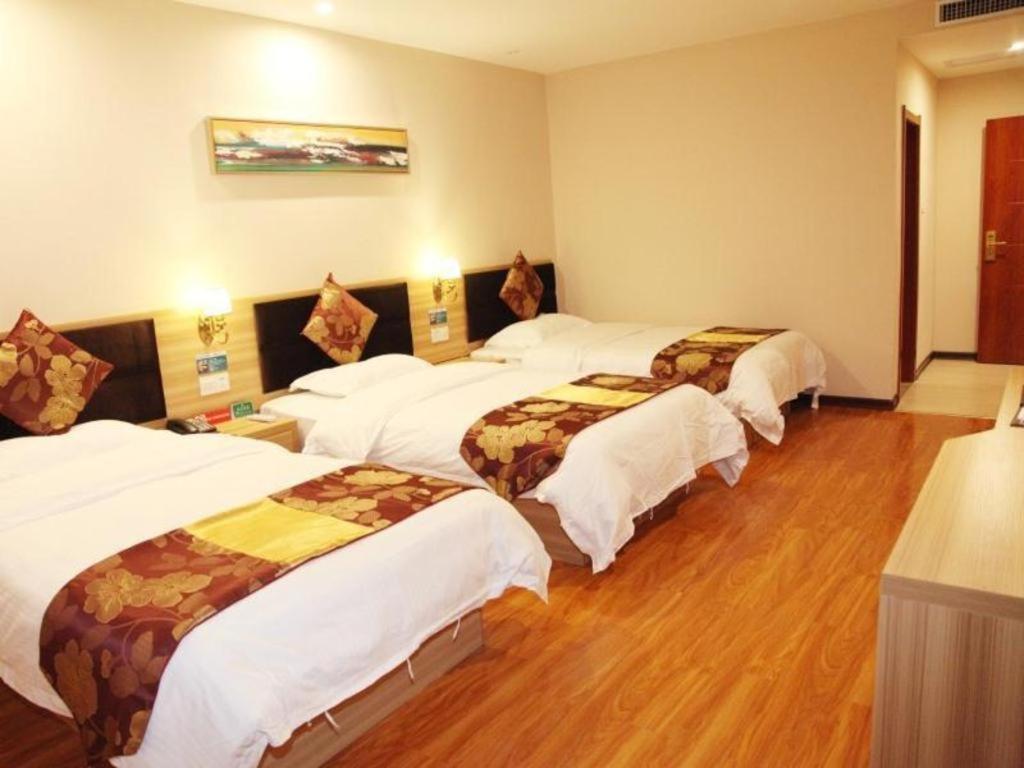 Greentree Alliance Yichang East Yichang Station Hotel Eksteriør billede