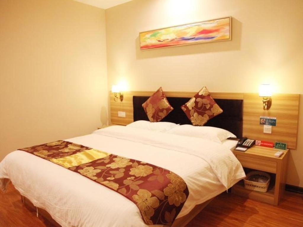 Greentree Alliance Yichang East Yichang Station Hotel Eksteriør billede