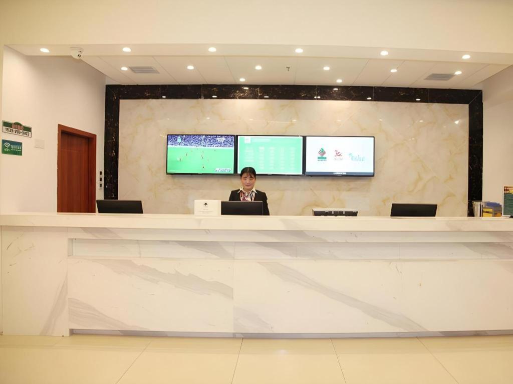 Greentree Alliance Yichang East Yichang Station Hotel Eksteriør billede