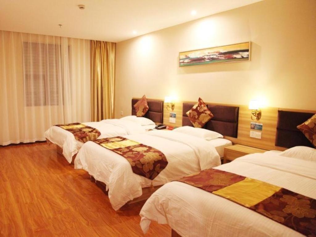 Greentree Alliance Yichang East Yichang Station Hotel Eksteriør billede