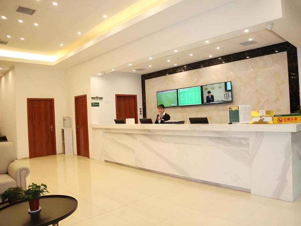 Greentree Alliance Yichang East Yichang Station Hotel Eksteriør billede