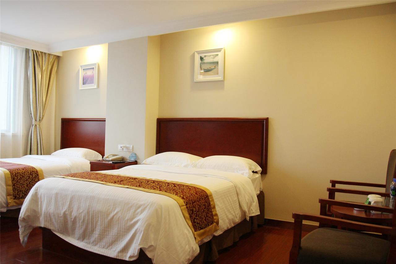 Greentree Alliance Yichang East Yichang Station Hotel Eksteriør billede