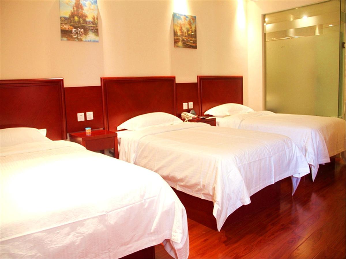Greentree Alliance Yichang East Yichang Station Hotel Eksteriør billede