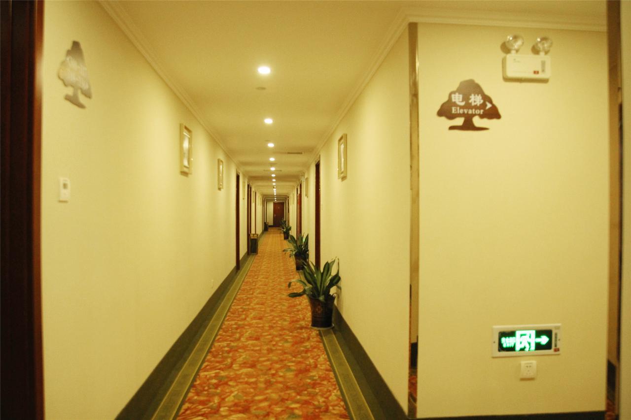 Greentree Alliance Yichang East Yichang Station Hotel Eksteriør billede