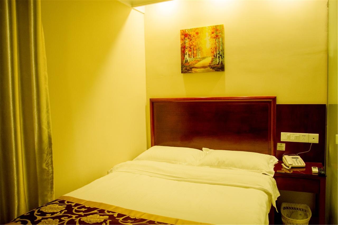 Greentree Alliance Yichang East Yichang Station Hotel Eksteriør billede